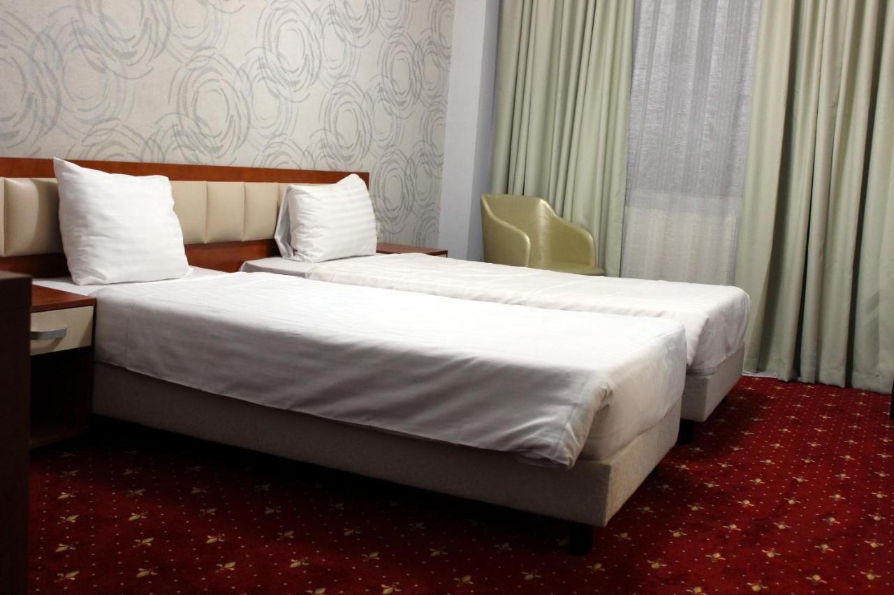 Отель Kosher Hotel Lev Or Бухарест-19