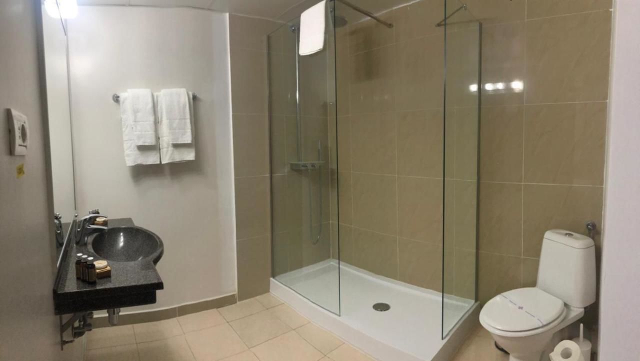 Отель Kosher Hotel Lev Or Бухарест-5