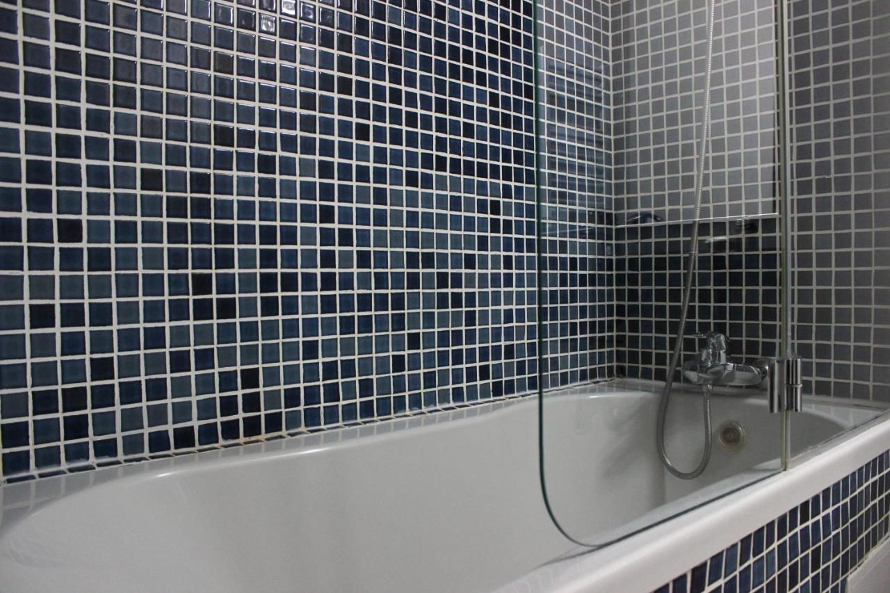 Отель Kosher Hotel Lev Or Бухарест-24