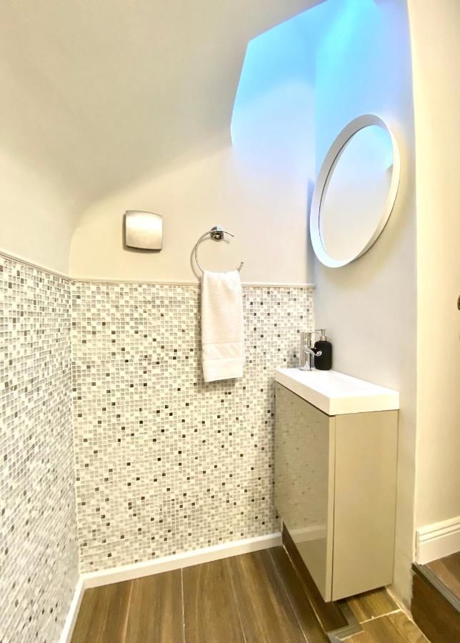 Отель Kosher Hotel Lev Or Бухарест