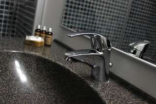 Отель Kosher Hotel Lev Or Бухарест Трехместный номер-9