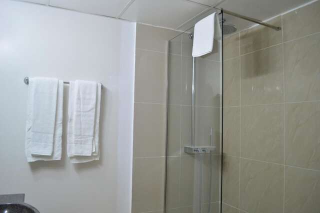 Отель Kosher Hotel Lev Or Бухарест-37