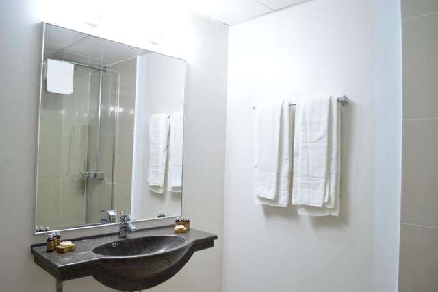 Отель Kosher Hotel Lev Or Бухарест-41